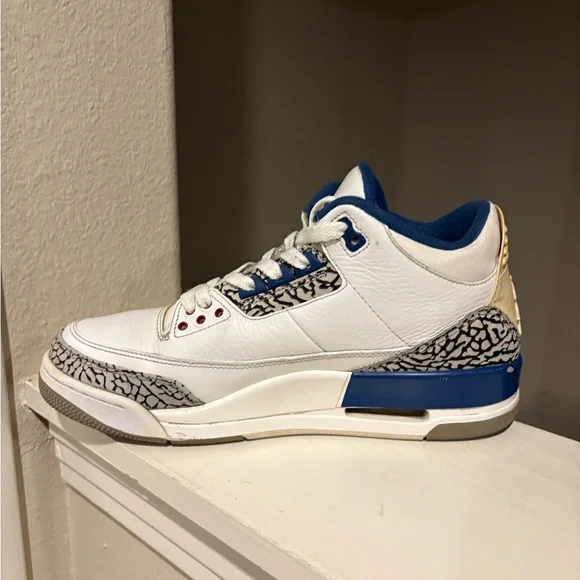 Air Jordan 3 Retro True Blue 2011 Size 9 Hypebeast Kicks Lifestyle 136064-104 - Picture 3 of 13